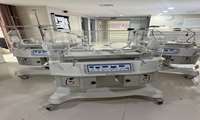 نصب و راه‌اندازی سه دستگاه انکوباتور نوزاد در بخش NICU 
