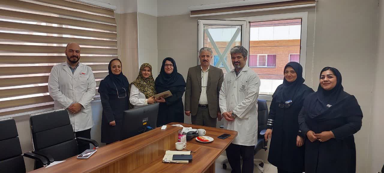 در سپهر سلامت «بیمارستان فوق‌تخصصی کودکان اکباتان»، هستند ستاره‌هایی که نه تنها با دانش خویش، که با منش و اخلاق آسمانی‌شان، مسیر درمان را برای دردمندان هموار می‌کنند